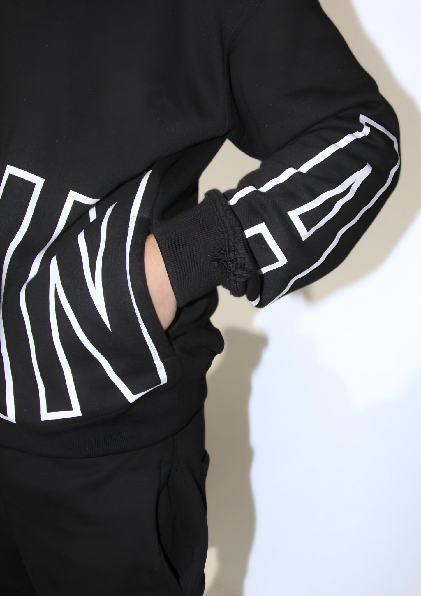 Vol-1 Black hooide