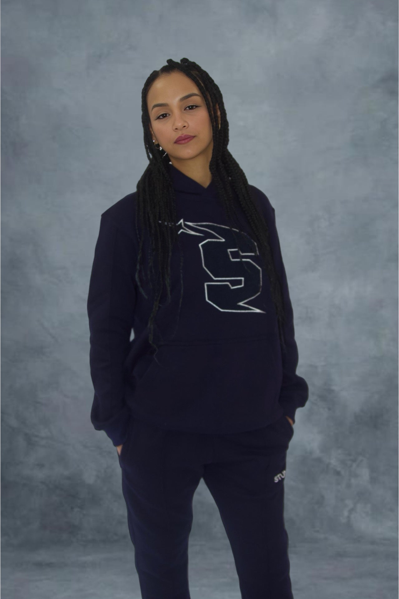 Navy Stunna Hoodie / WOMENS
